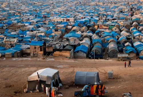 فرنسا تقرر إعادة قرابة 50 شخصاً من مخيمات سوريا