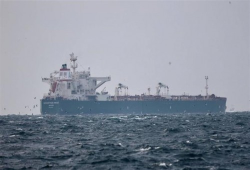 غرق سفينة شحن تركية على متنها 12 شخصا في البحر الأسود